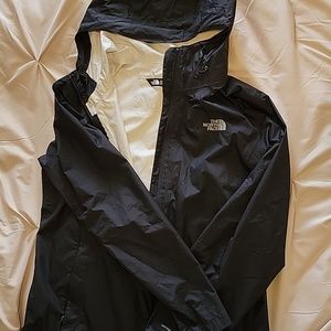 North Face L wind breaker